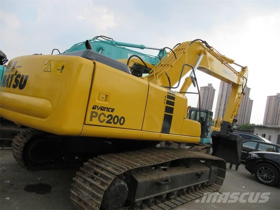 Komatsu PC 200-6 Bageri guseničari
