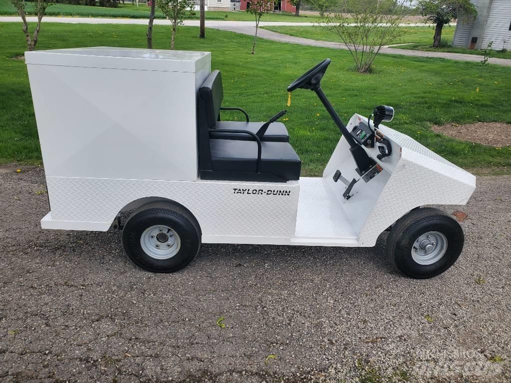 Taylor-Dunn R380 Tegljači