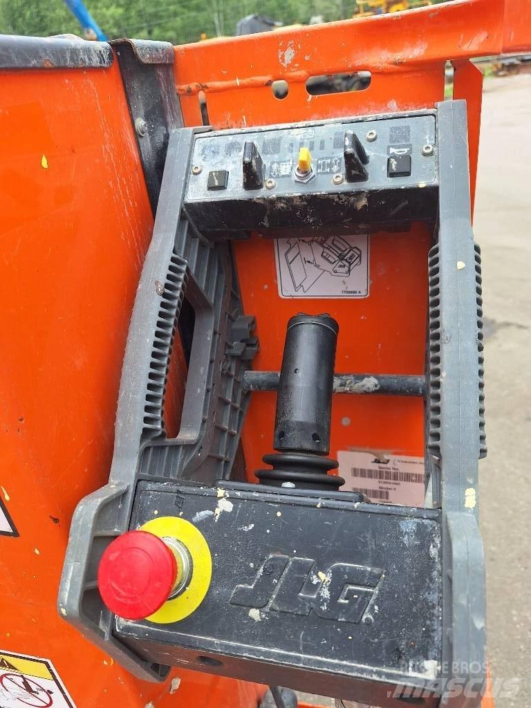 JLG 1230 ES Makazaste platforme
