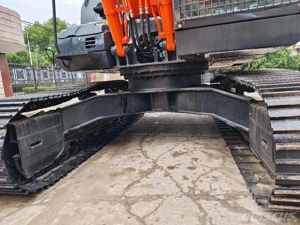 Hitachi ZX 200 Bageri guseničari