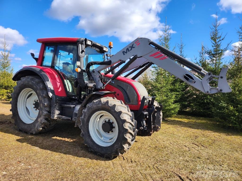 Valtra N122 Versu Traktori