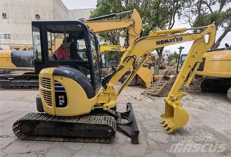 Komatsu PC35 Bageri guseničari