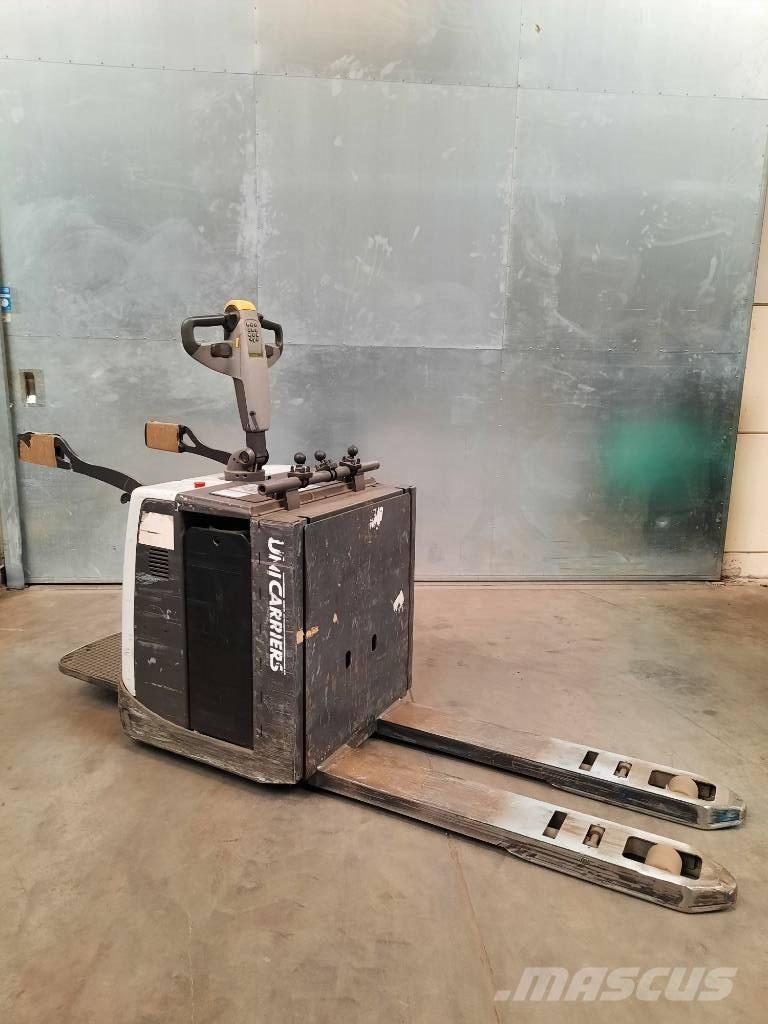 UniCarriers 200PMR Nisko podizni električni viljuškar sa stajalištom