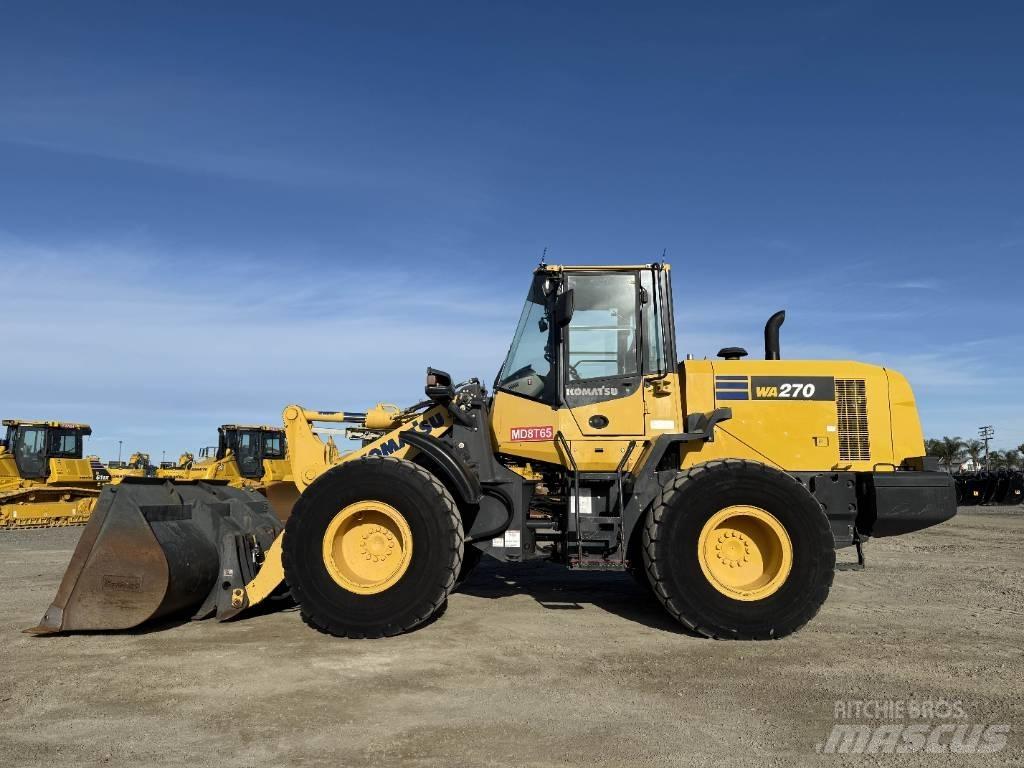 Komatsu WA 270-7 Utovarivači na točkove