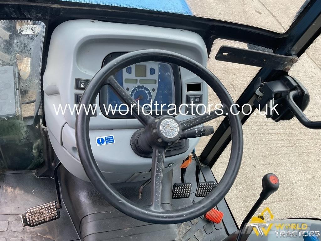 New Holland T 4.95 F Traktori