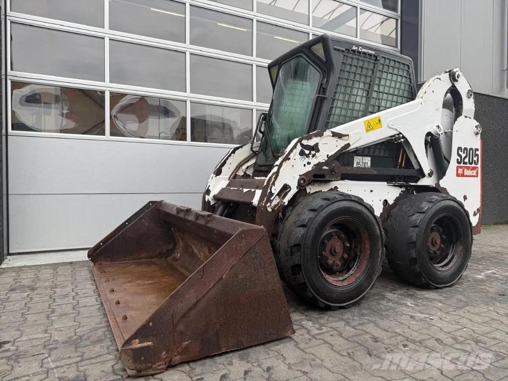 Bobcat S205 Skid steer mini utovarivači