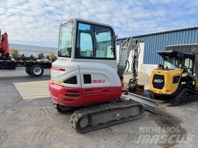 Takeuchi TB235 Mini bageri < 7t