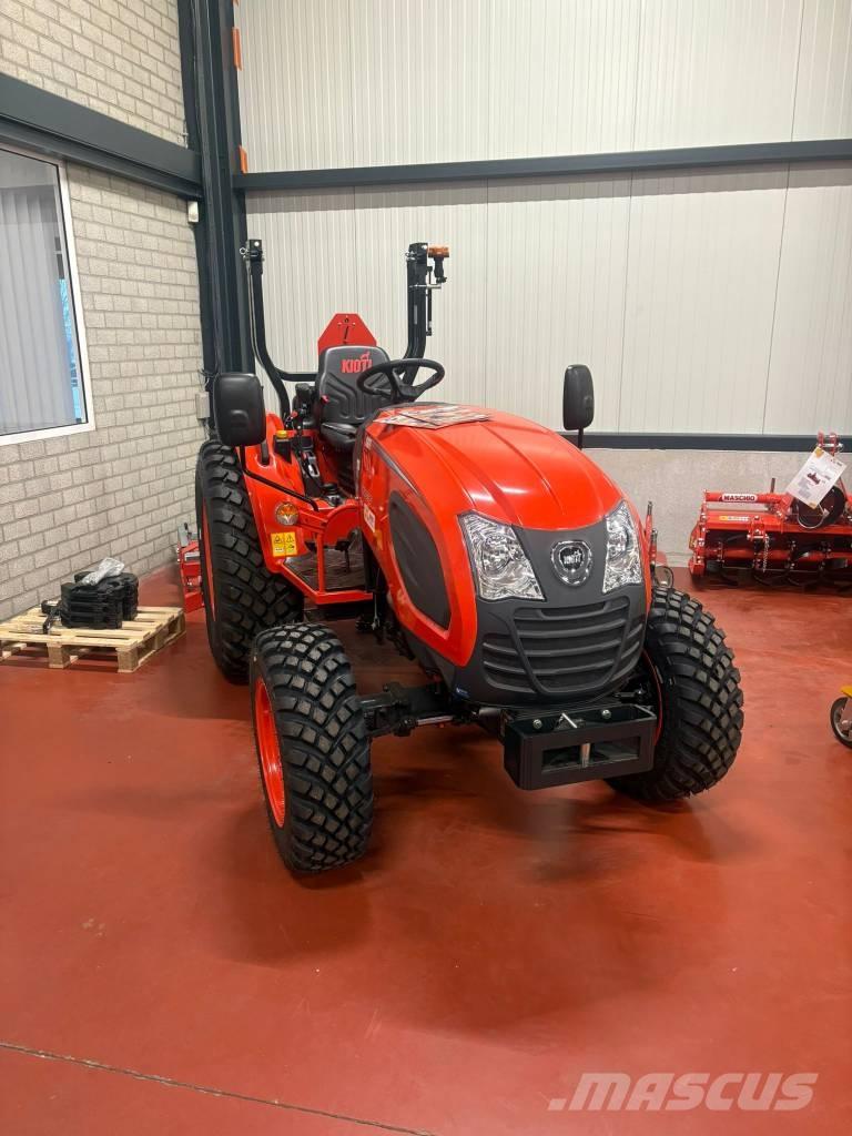 Kioti ck4030hst Traktori