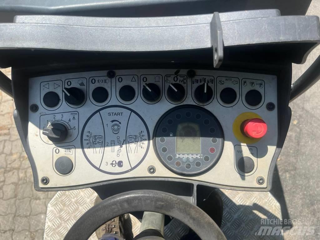 Bomag BW 120 AD-5 Valjci sa duplim bubnjem