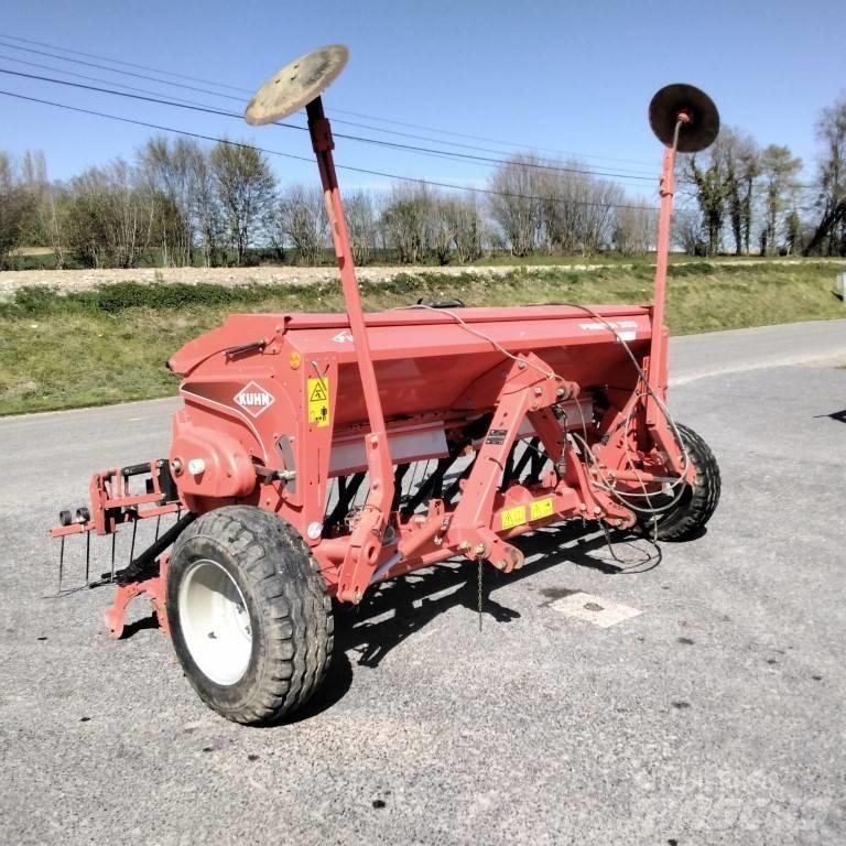 Kuhn Premia 300 Sejačice