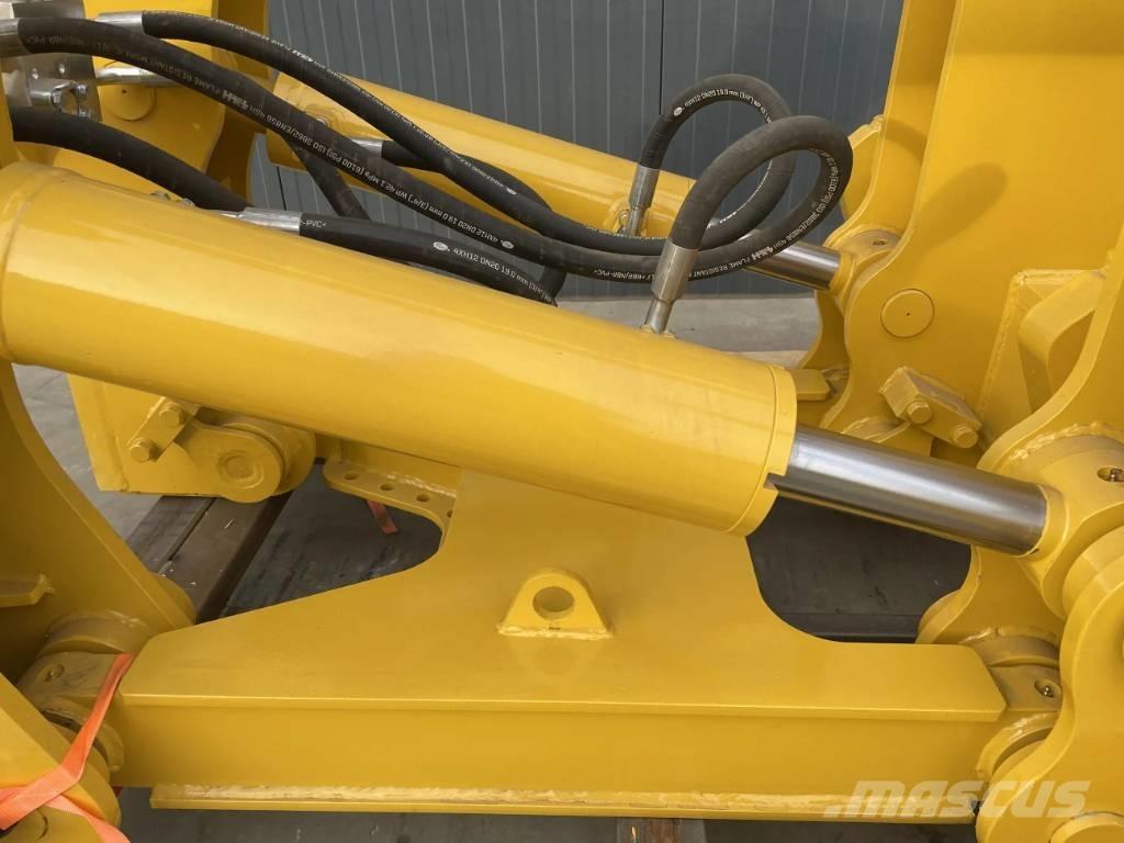 Komatsu D85 Kultivatori za građevinarstvo