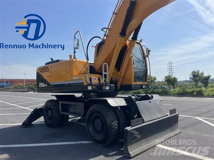 Hyundai R210W-9 Bageri točkaši