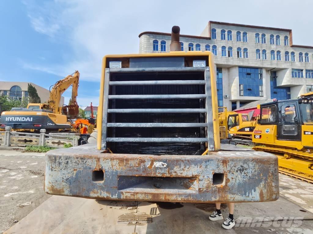 Komatsu WA 500-3 Utovarivači na točkove