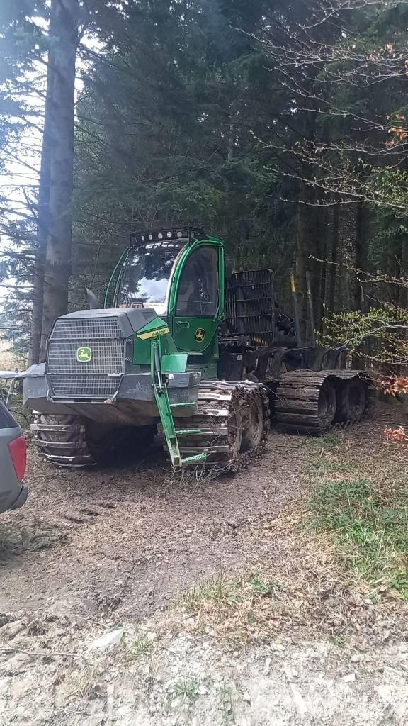 John Deere 1010 G Forvarderi