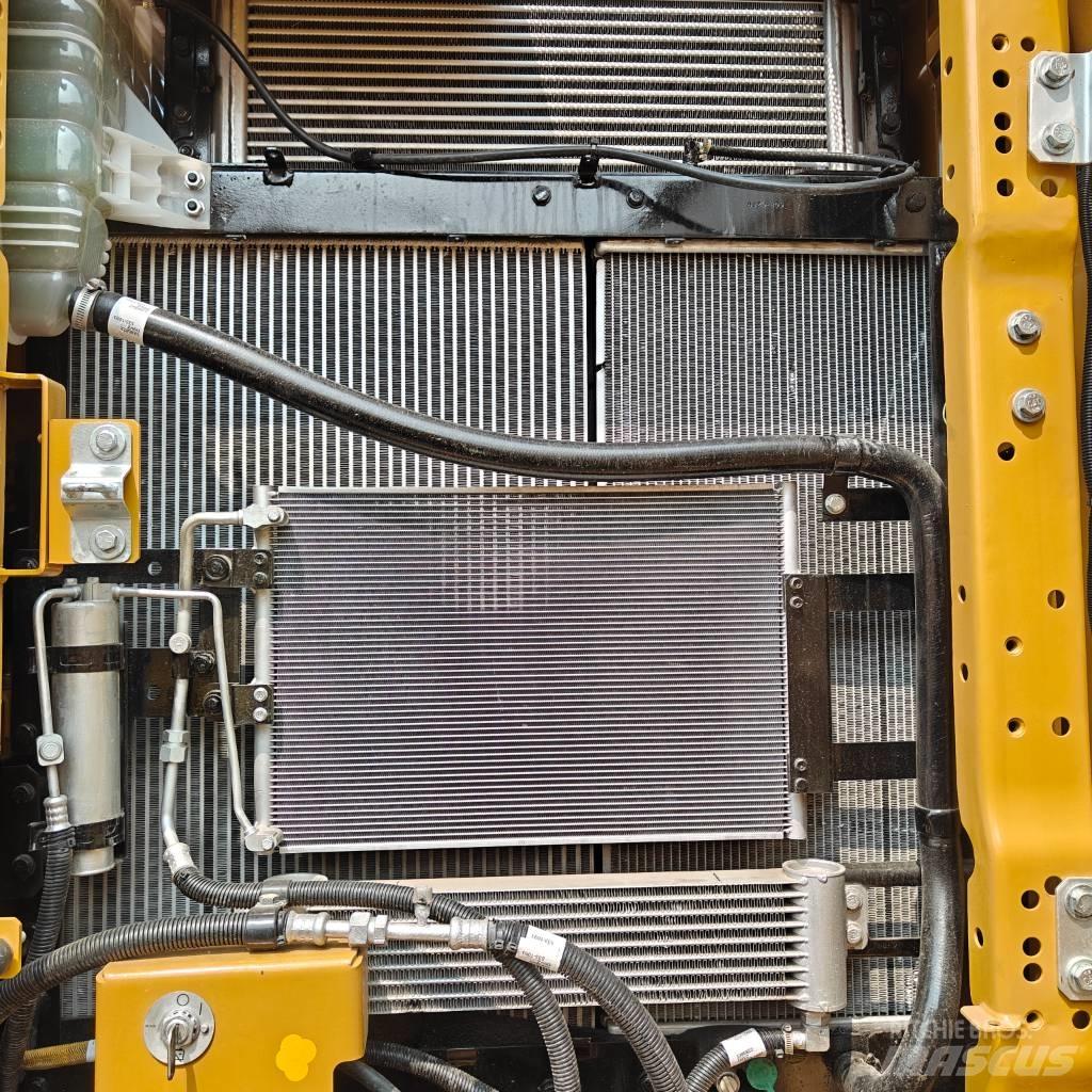 CAT 320GC Bageri guseničari