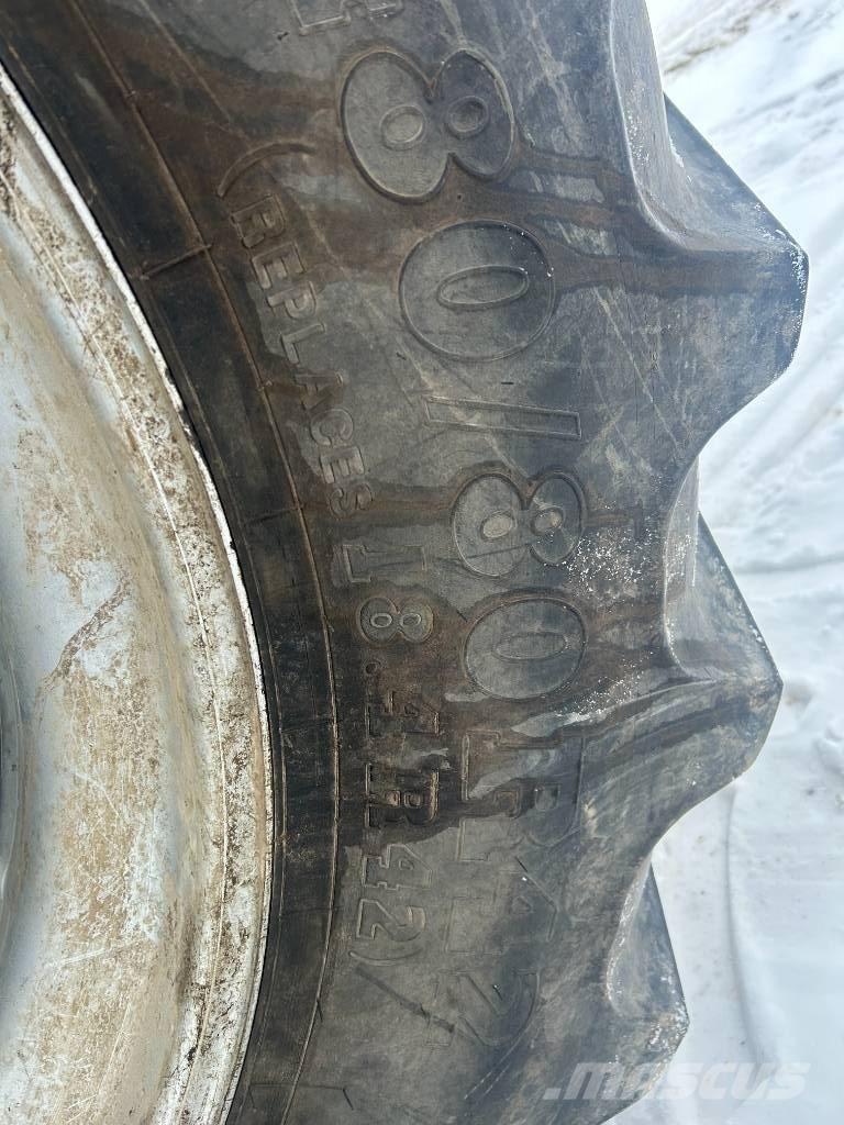 Case IH 7130 Traktori