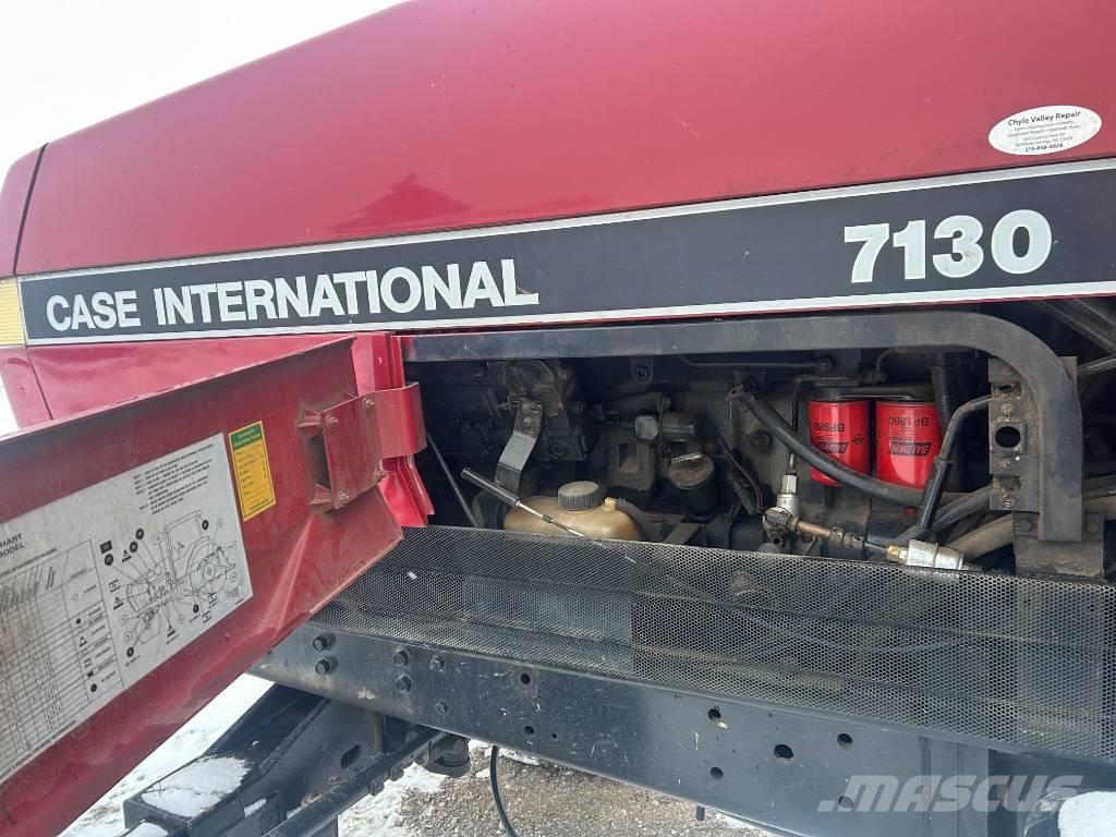 Case IH 7130 Traktori