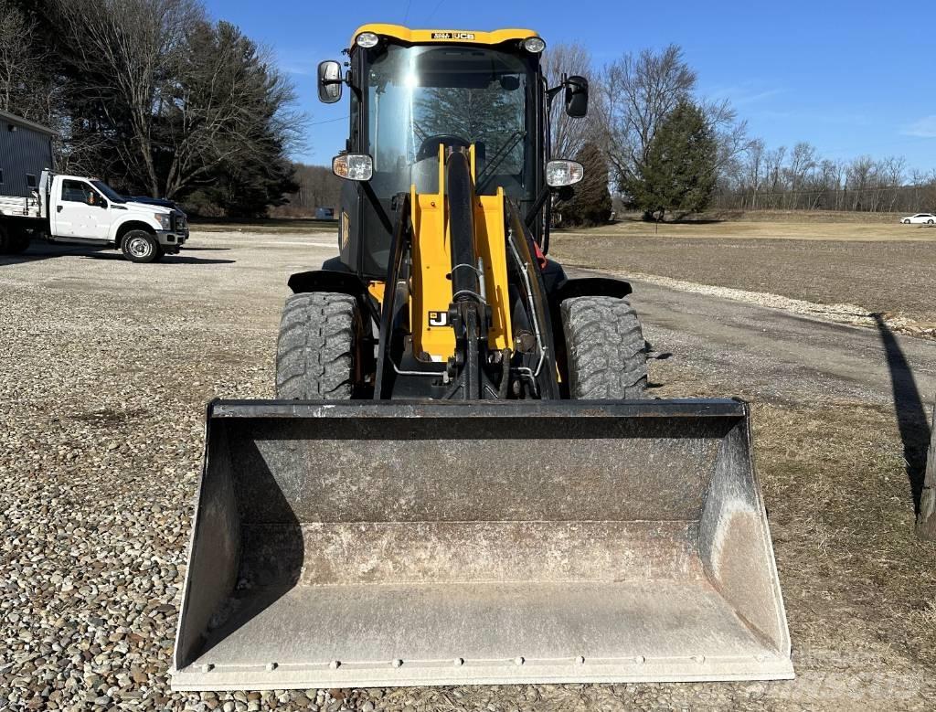JCB 409 Utovarivači na točkove