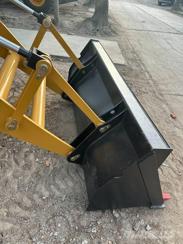 CAT 420 F Rovokopači