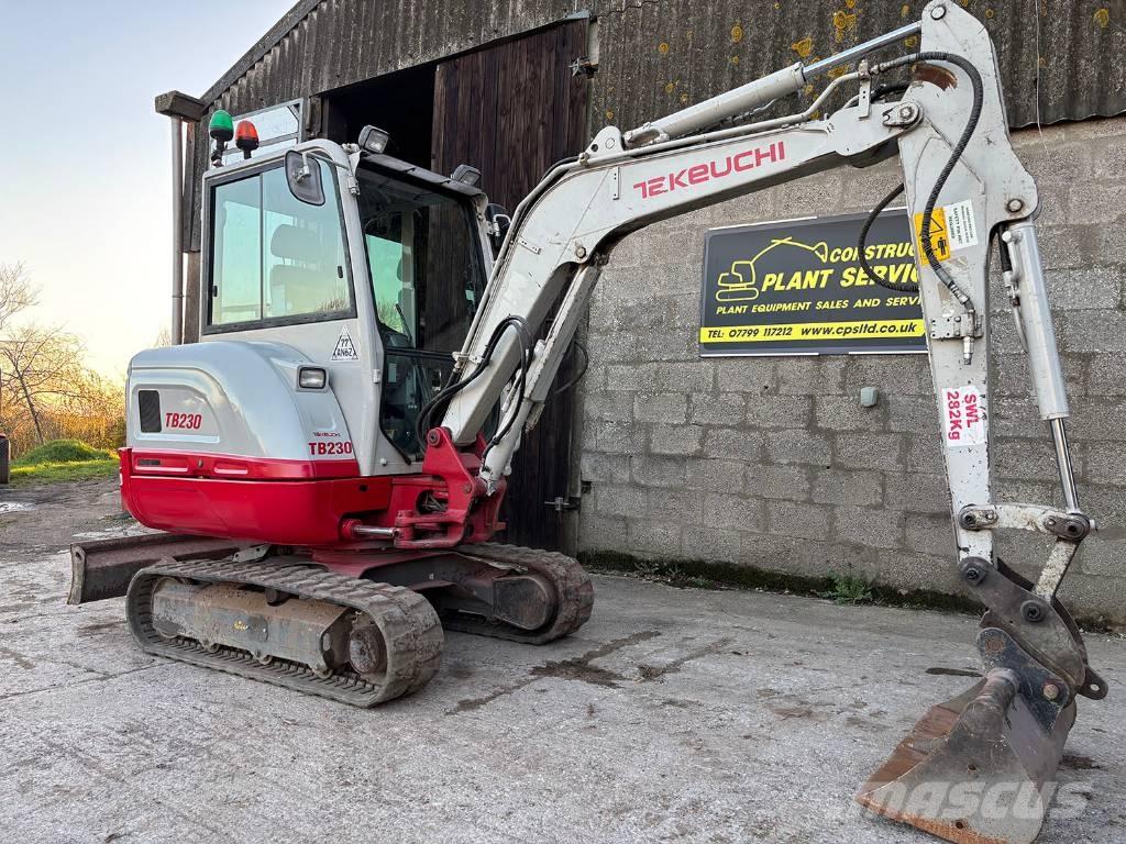 Takeuchi TB 230 Mini bageri < 7t