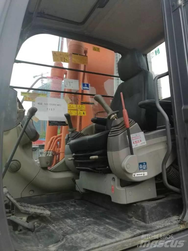 Hitachi ZX 200 Bageri guseničari