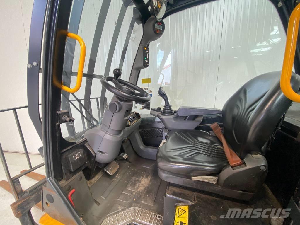 JCB TLT30-19D-2WD Dizelski viljuškari
