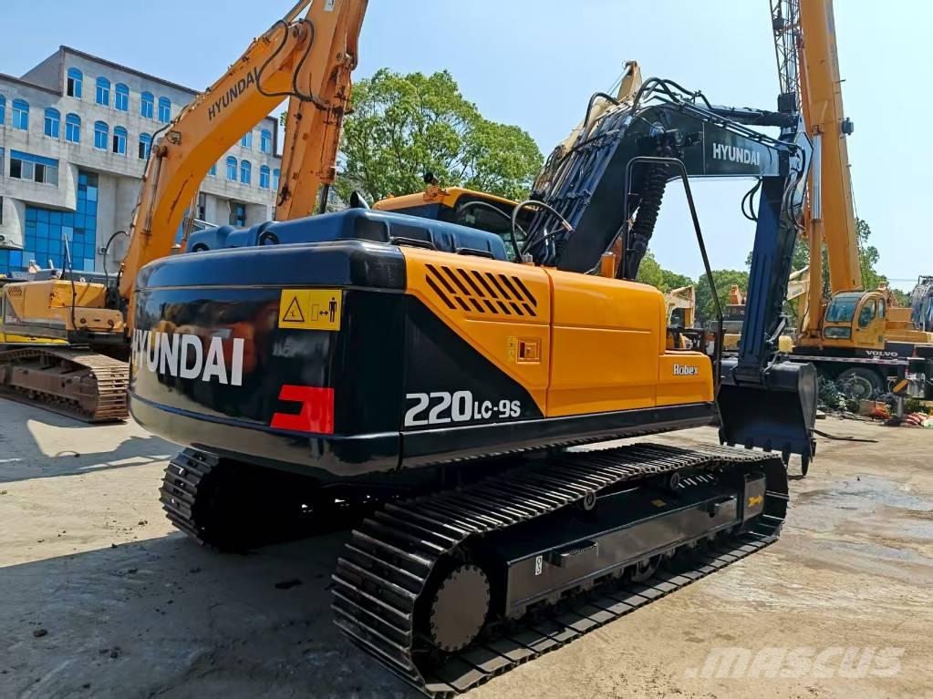 Hyundai R220LC-9S Bageri guseničari