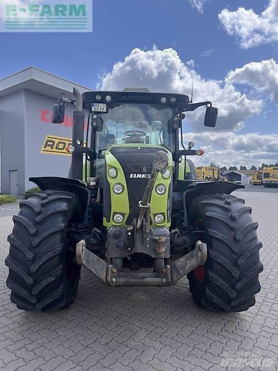 CLAAS arion 650 Traktori