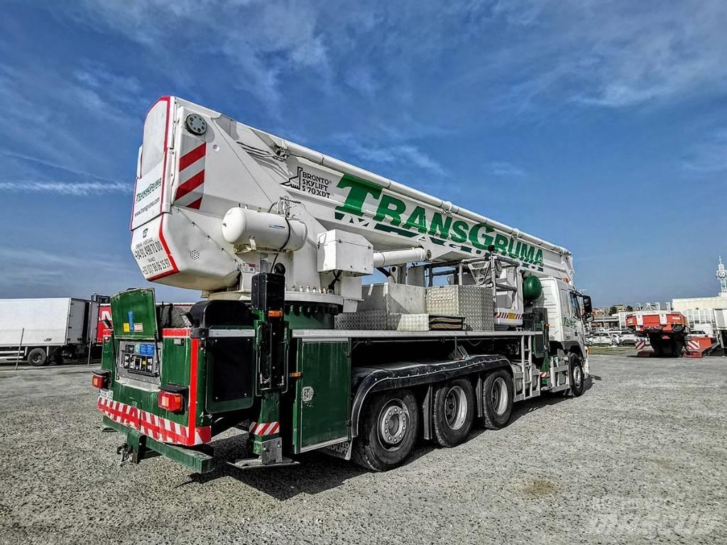 Bronto S70 XDT Teleskopske samohodne platforme
