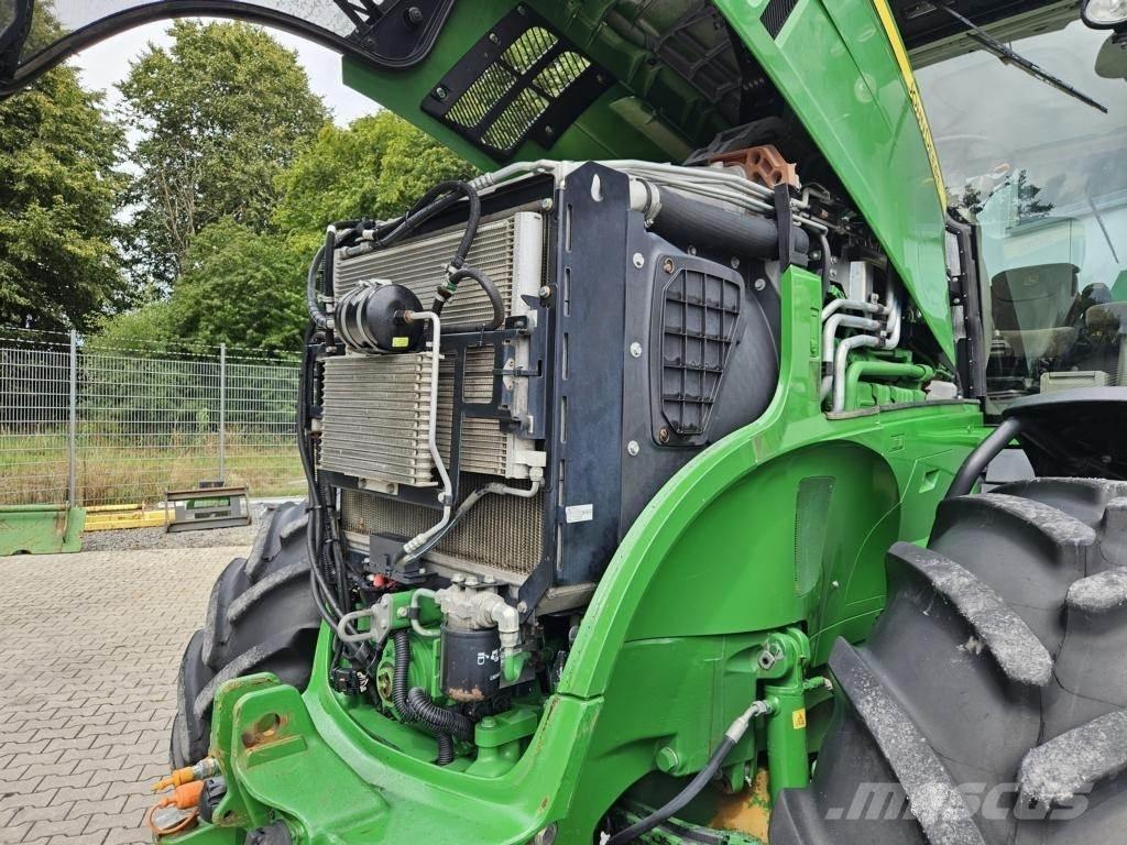 John Deere 7250R Traktori