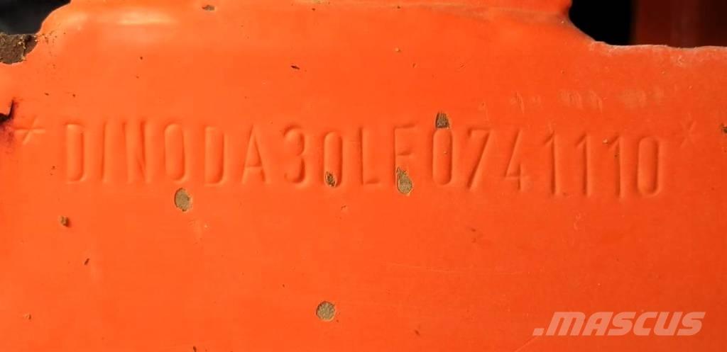 Doosan DA 30 Zglobni damperi