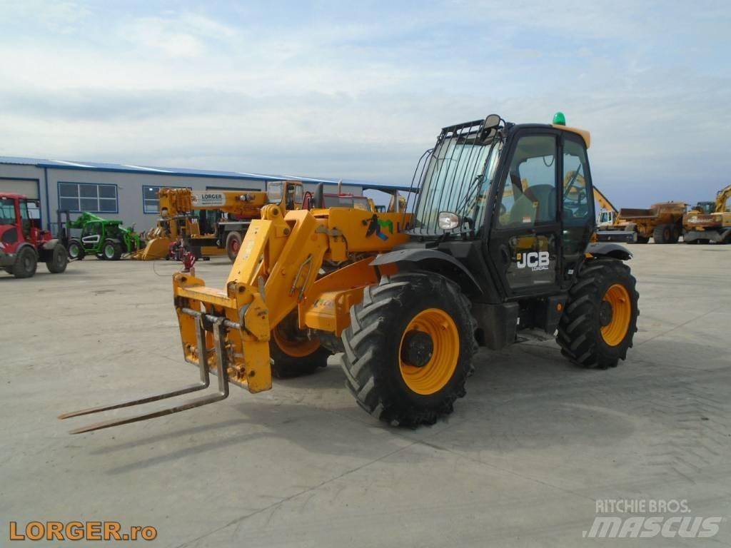 JCB 531-70 Poljoprivredni teleskopski utovarivači