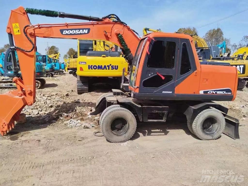 Doosan DX150W-9 Bageri točkaši
