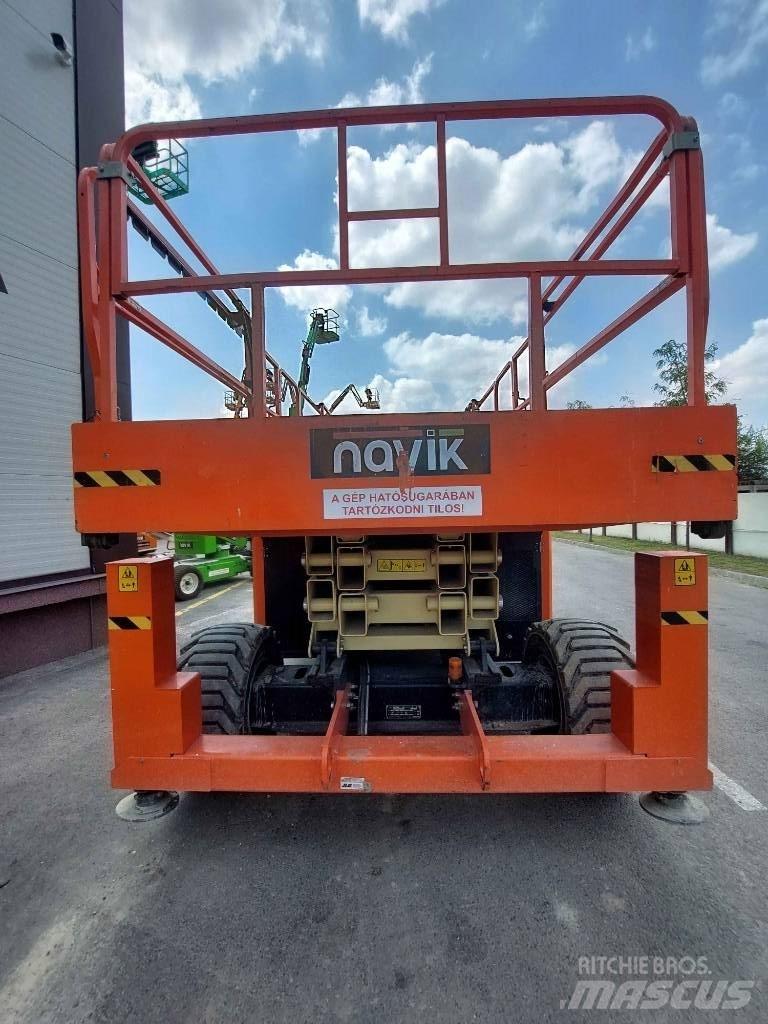 JLG 330 LRT Makazaste platforme