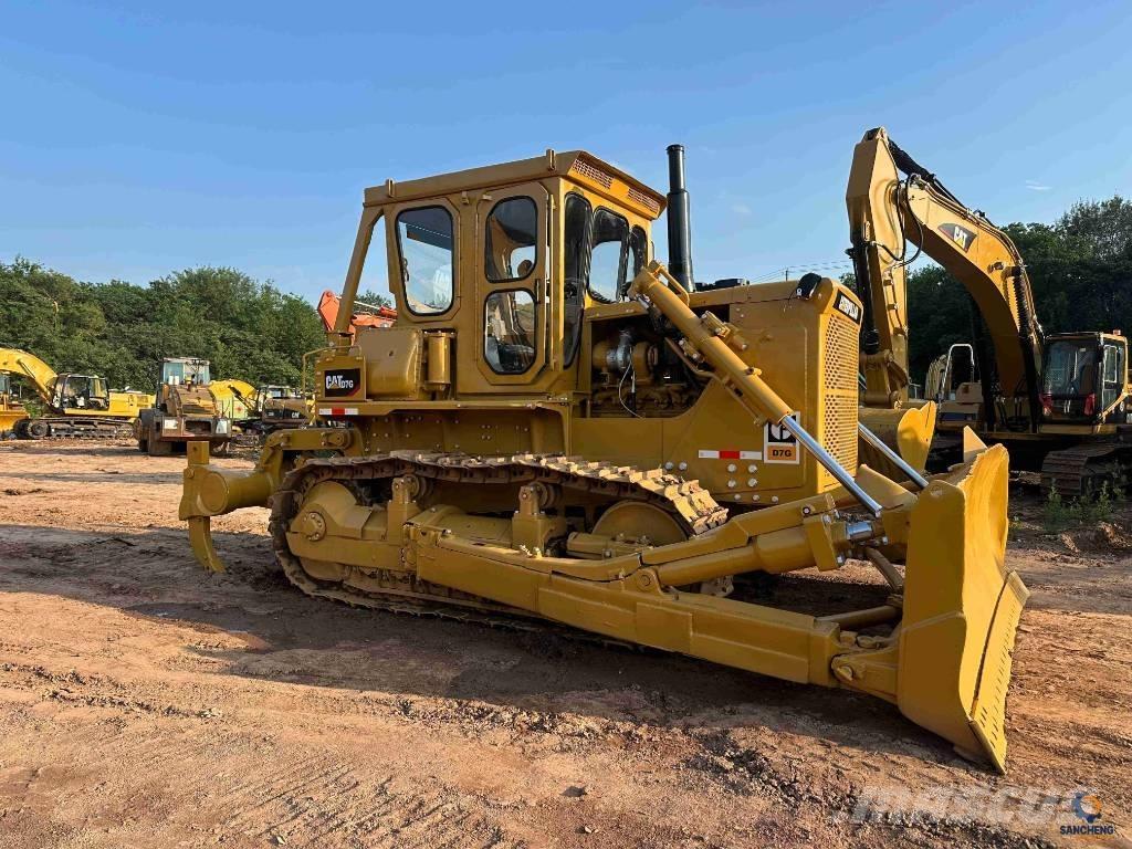 CAT D 7 G Buldožeri guseničari