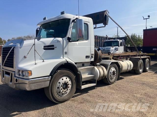 Volvo VHD Kamioni za podizanje kablova