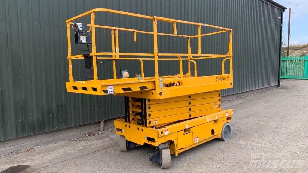 Haulotte Compact 12 Makazaste platforme