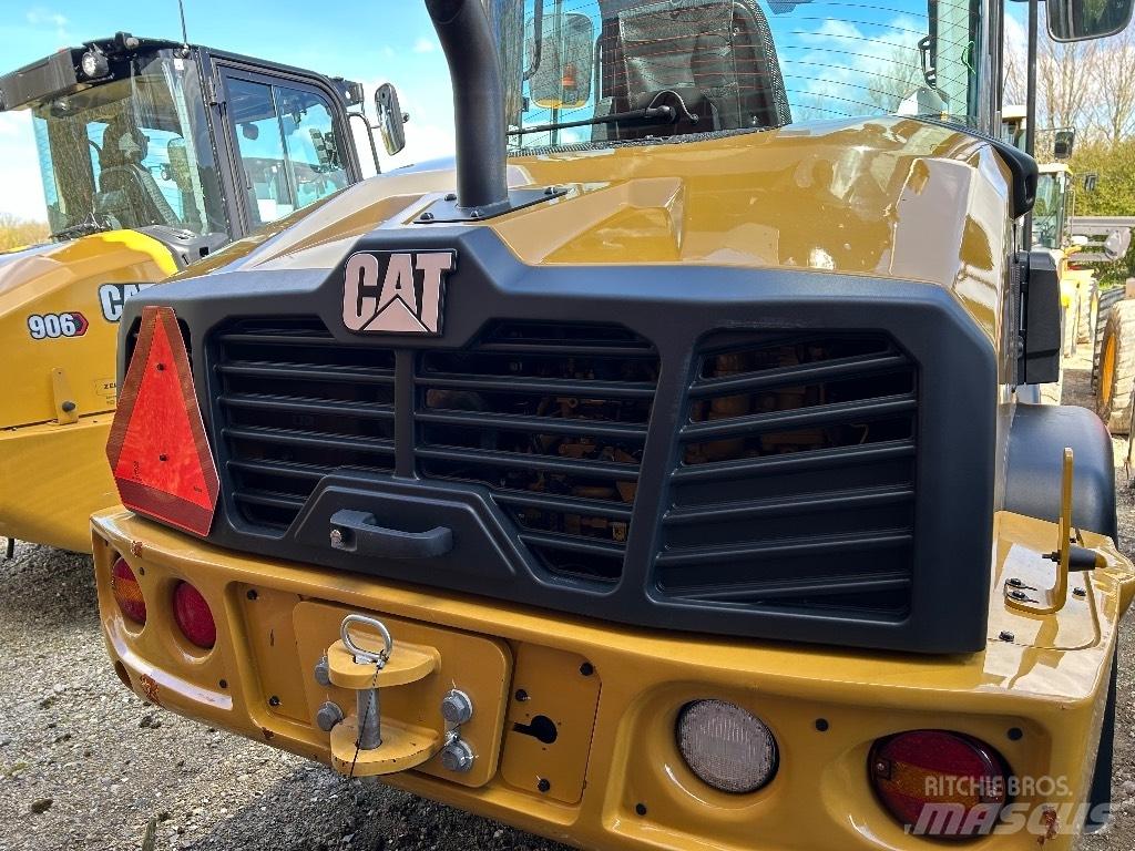 CAT 906 Utovarivači na točkove