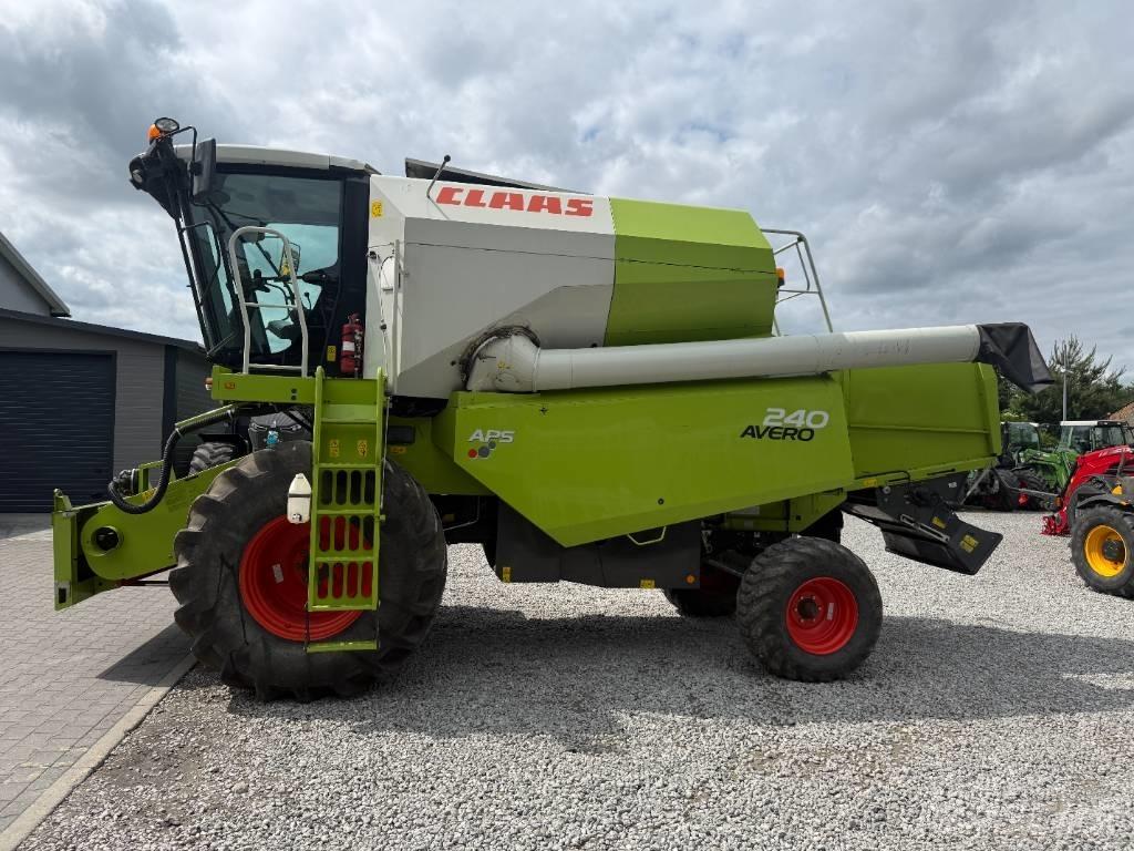 Claas Avero 240 Kombajni