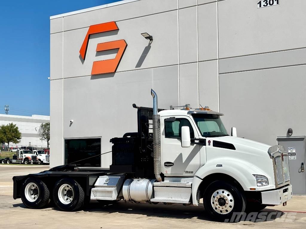 Kenworth T 880 Šleperi za vozila