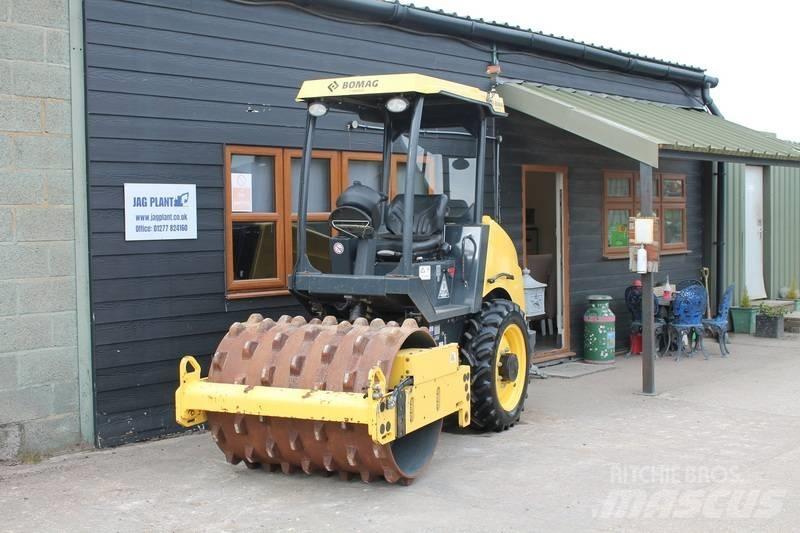 Bomag BW 124 P D H-5 Valjci sa jednim bubnjem
