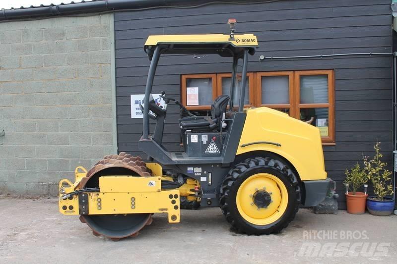 Bomag BW 124 P D H-5 Valjci sa jednim bubnjem