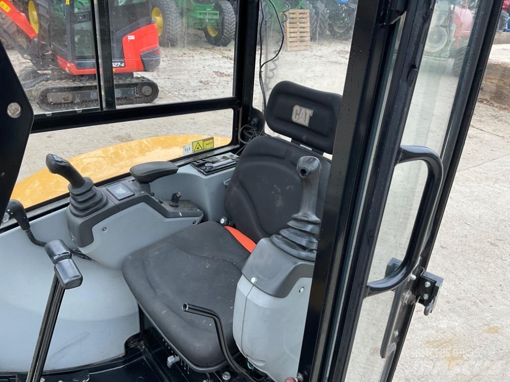 CAT 302.7 D CR Mini bageri < 7t
