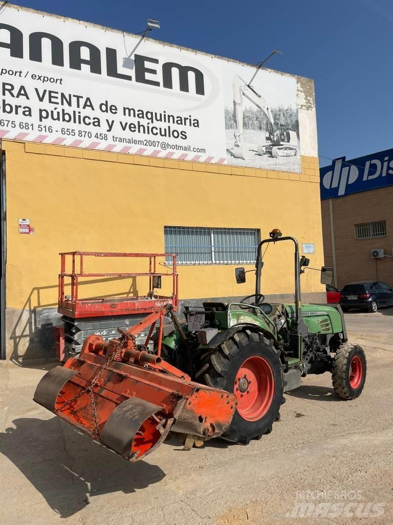 Fendt 208 S Traktori