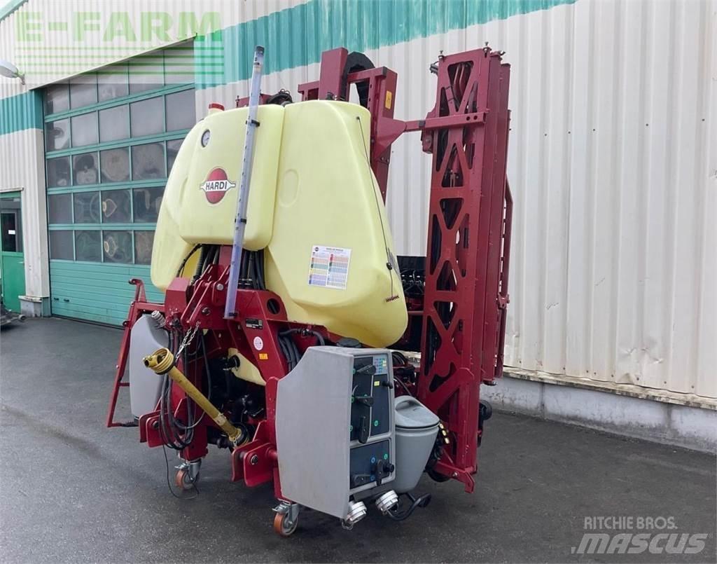 Hardi MEGA 1200 Vučene prskalice