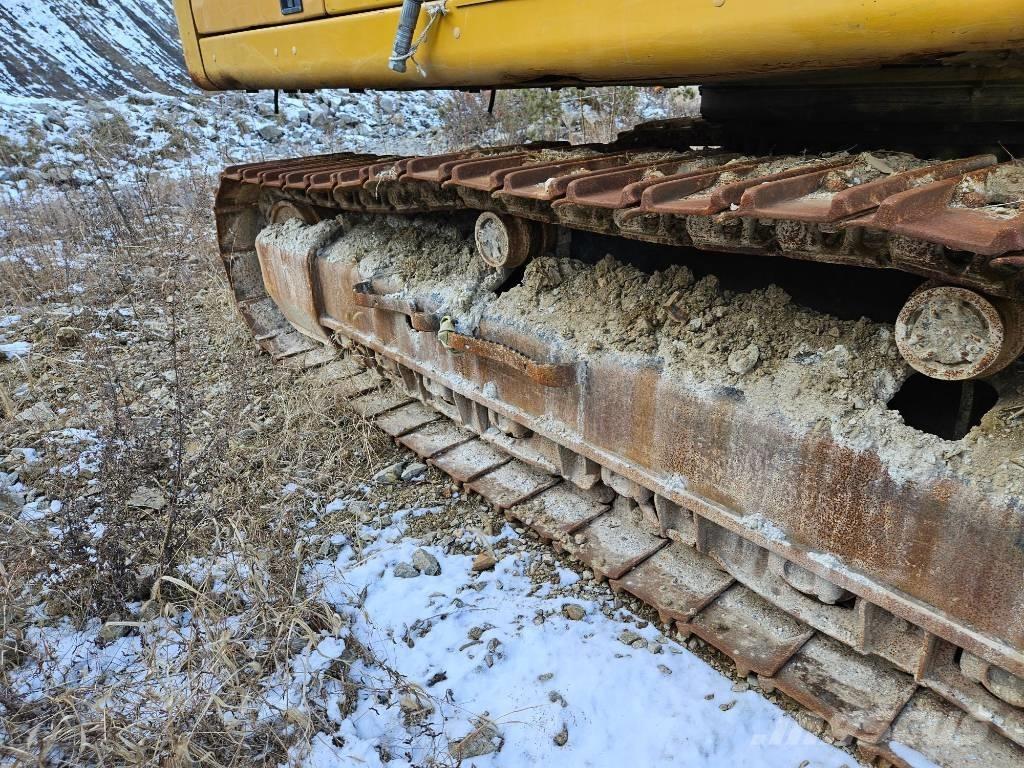 CAT 330 Bageri guseničari