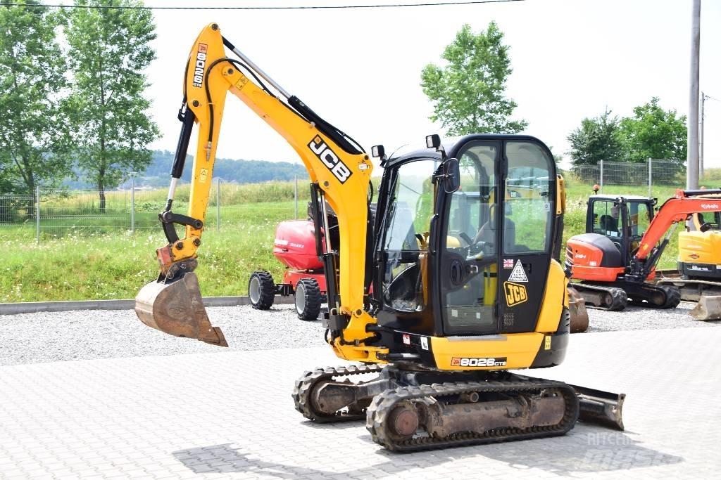 JCB 8026 CTS Mini bageri < 7t