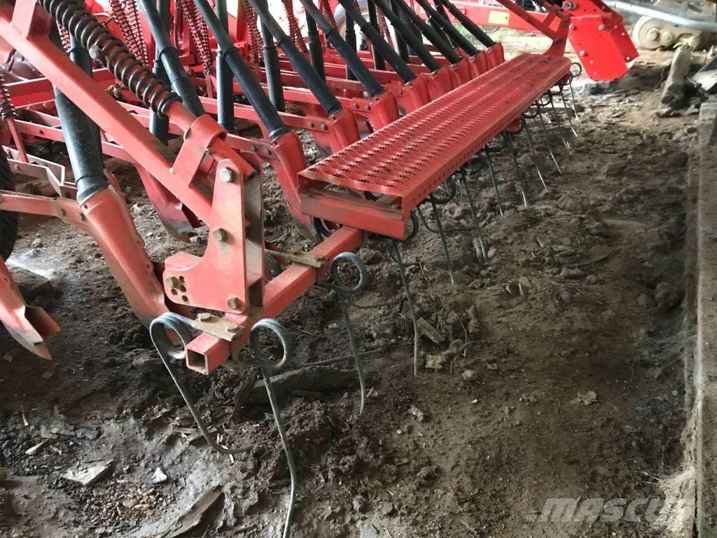 Kuhn BS 300 Sejačice