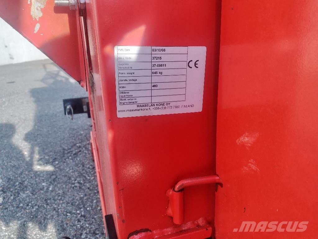 Hakki Pilke 1x37 TR Cepači za drva, drobilice za drvo i strugači