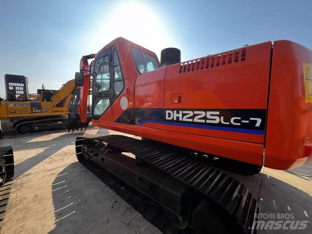 Doosan DH225-7 Midi bageri 7t – 12t